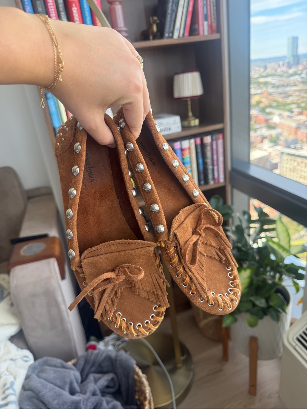 Rare Minnetonka x Rebecca Minkoff | Fringe Loafers in Chestnut Brown size 8